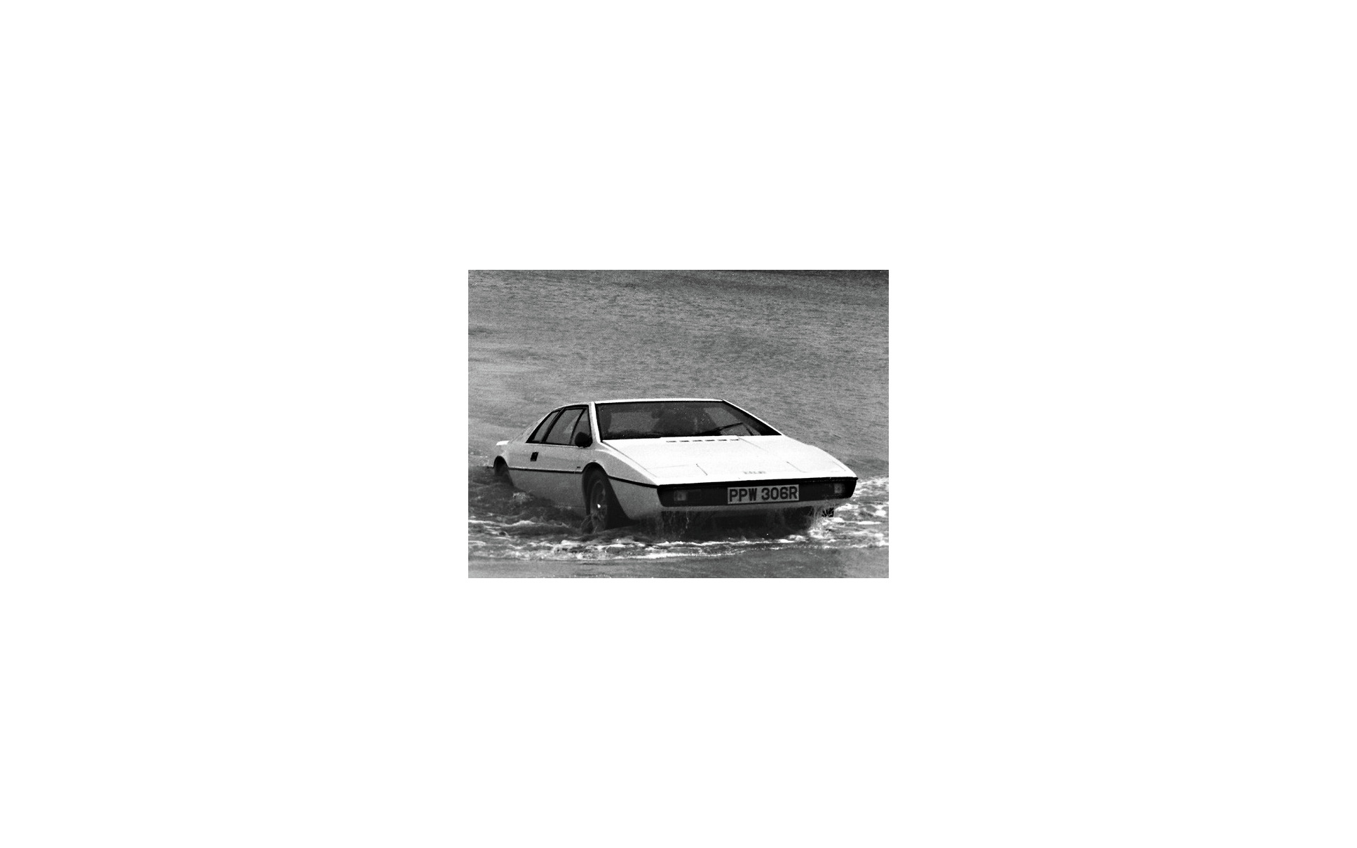 ロータス エヴォーラ にワンオフ 007ボンドカー エスプリs1 をイメージ 6枚目の写真 画像 レスポンス Response Jp