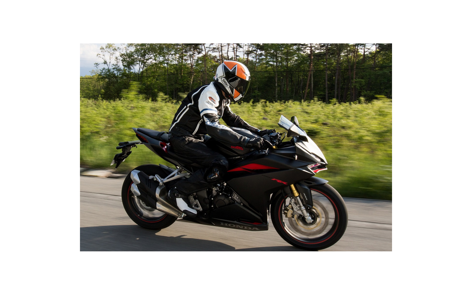 ホンダ Cbr250rr 動画試乗 まさに クラスを超えた スーパークォーター 佐川健太郎 1枚目の写真 画像 レスポンス Response Jp ホンダ Cbr250rr 動画試乗 まさに クラスを超えた スーパークォーター 佐川健太郎 1枚目の写真 画像 レスポンス Response Jp