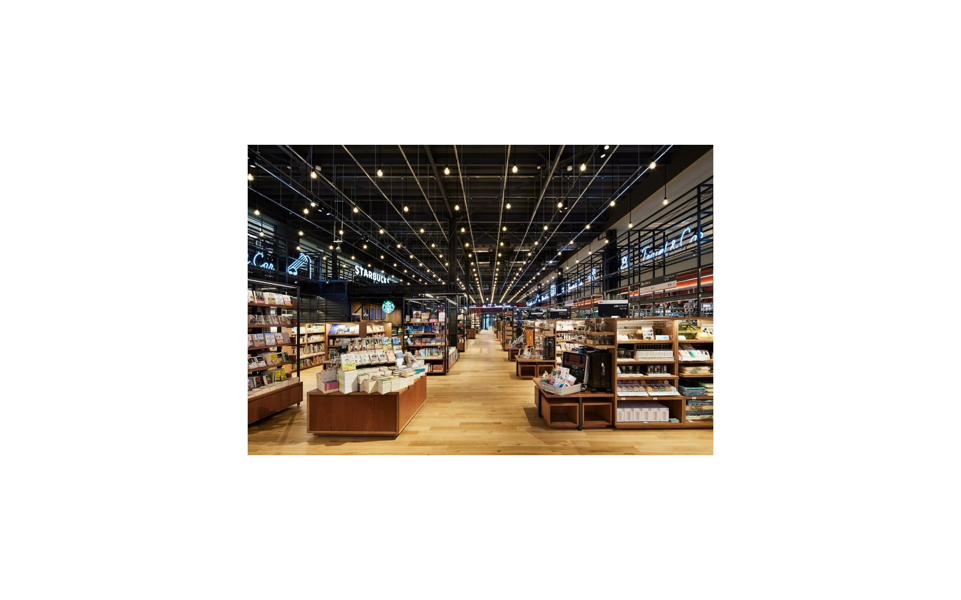 カー用品店の新潮流 オートバックス A Pit Autobacs Shinonome 誕生 1枚目の写真 画像 レスポンス Response Jp カー用品店の新潮流 オートバックス A Pit Autobacs Shinonome 誕生 1枚目の写真 画像 レスポンス Response Jp