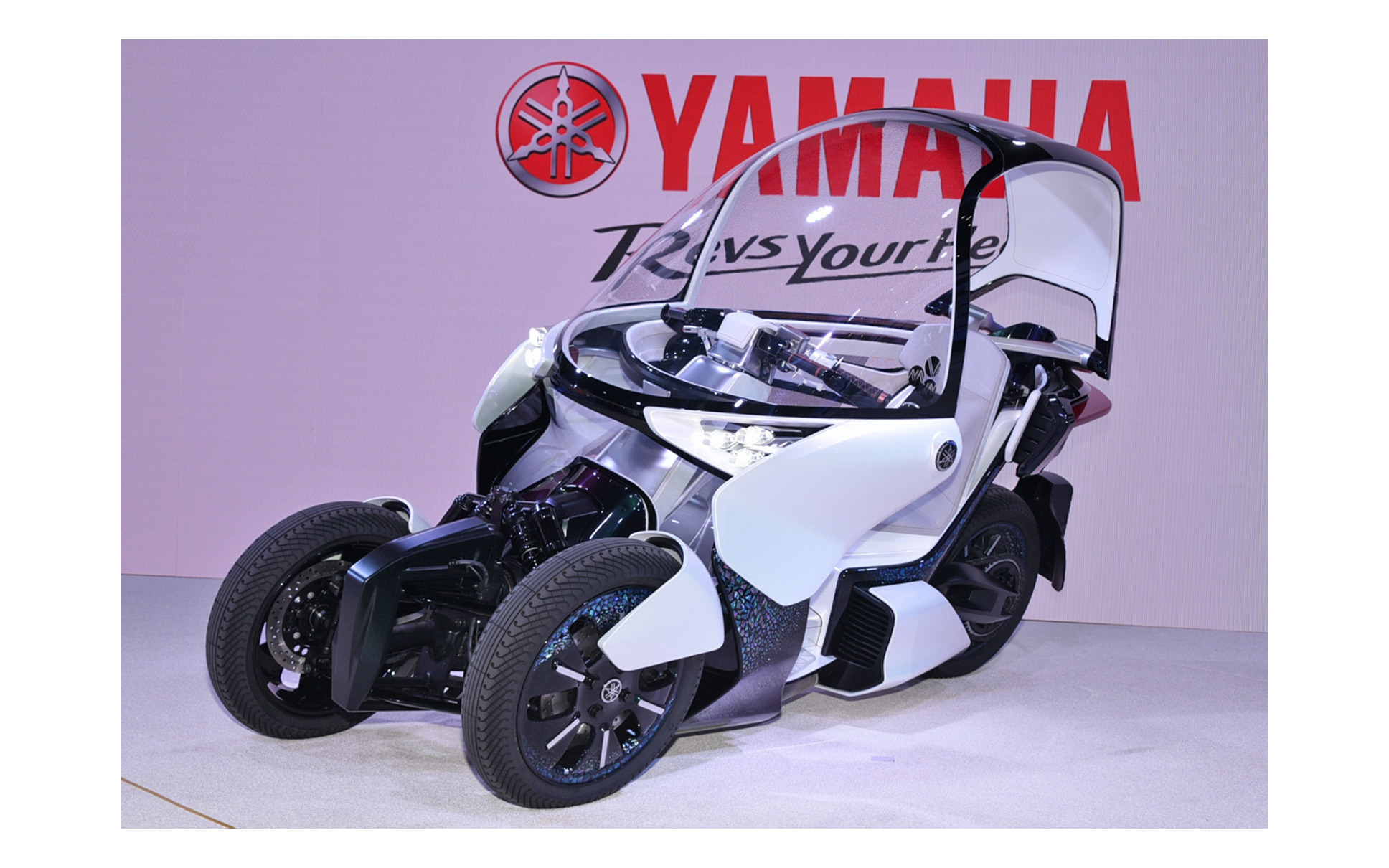 ヤマハ MW-VISION（東京モーターショー2019）