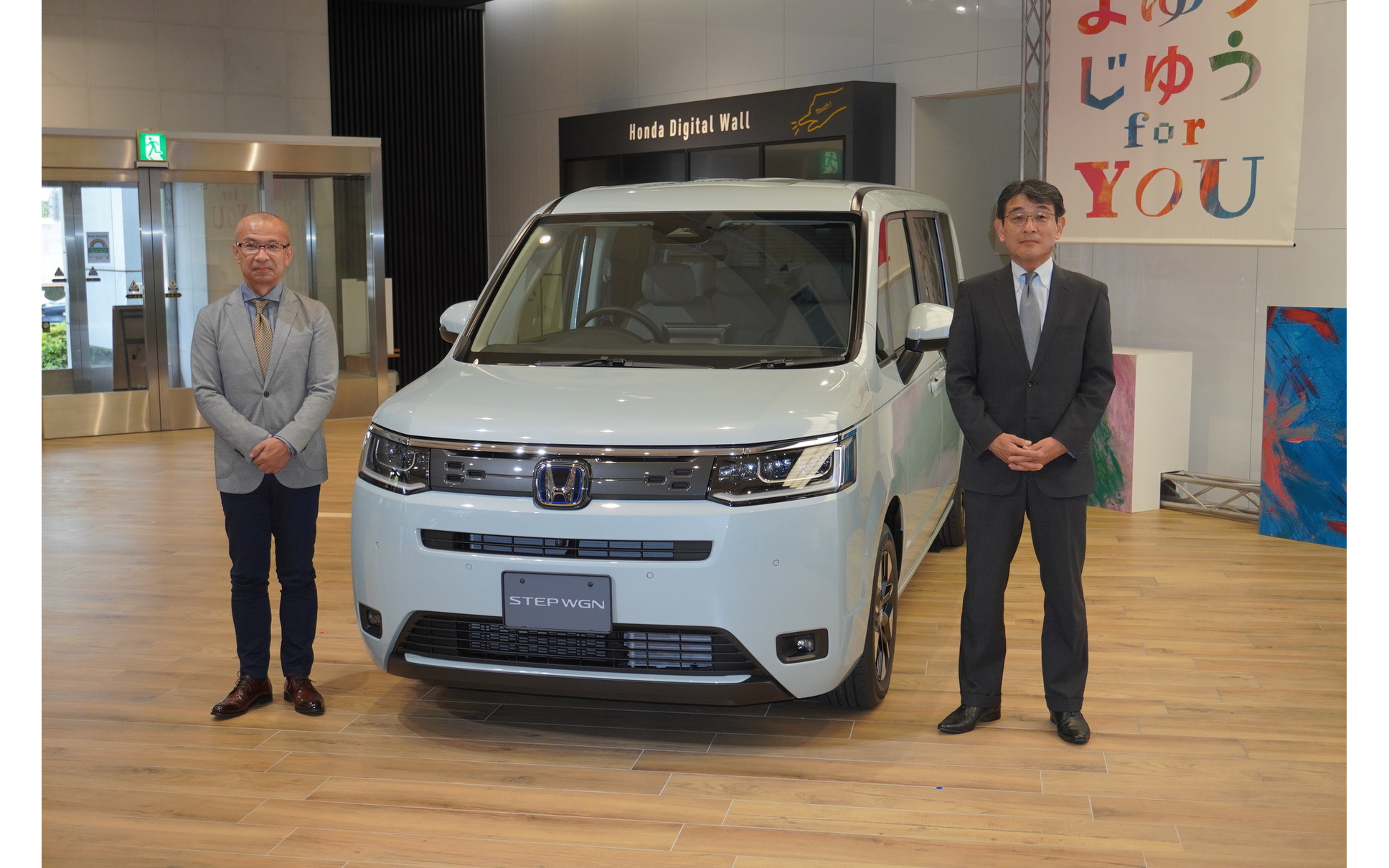 ホンダ ステップワゴン 新型 安部執行役常務 反転攻勢をかけ シェアを取り戻す 1枚目の写真 画像 レスポンス Response Jp ホンダ ステップワゴン 新型 安部執行役常務 反転攻勢をかけ シェアを取り戻す 1枚目の写真 画像 レスポンス Response Jp