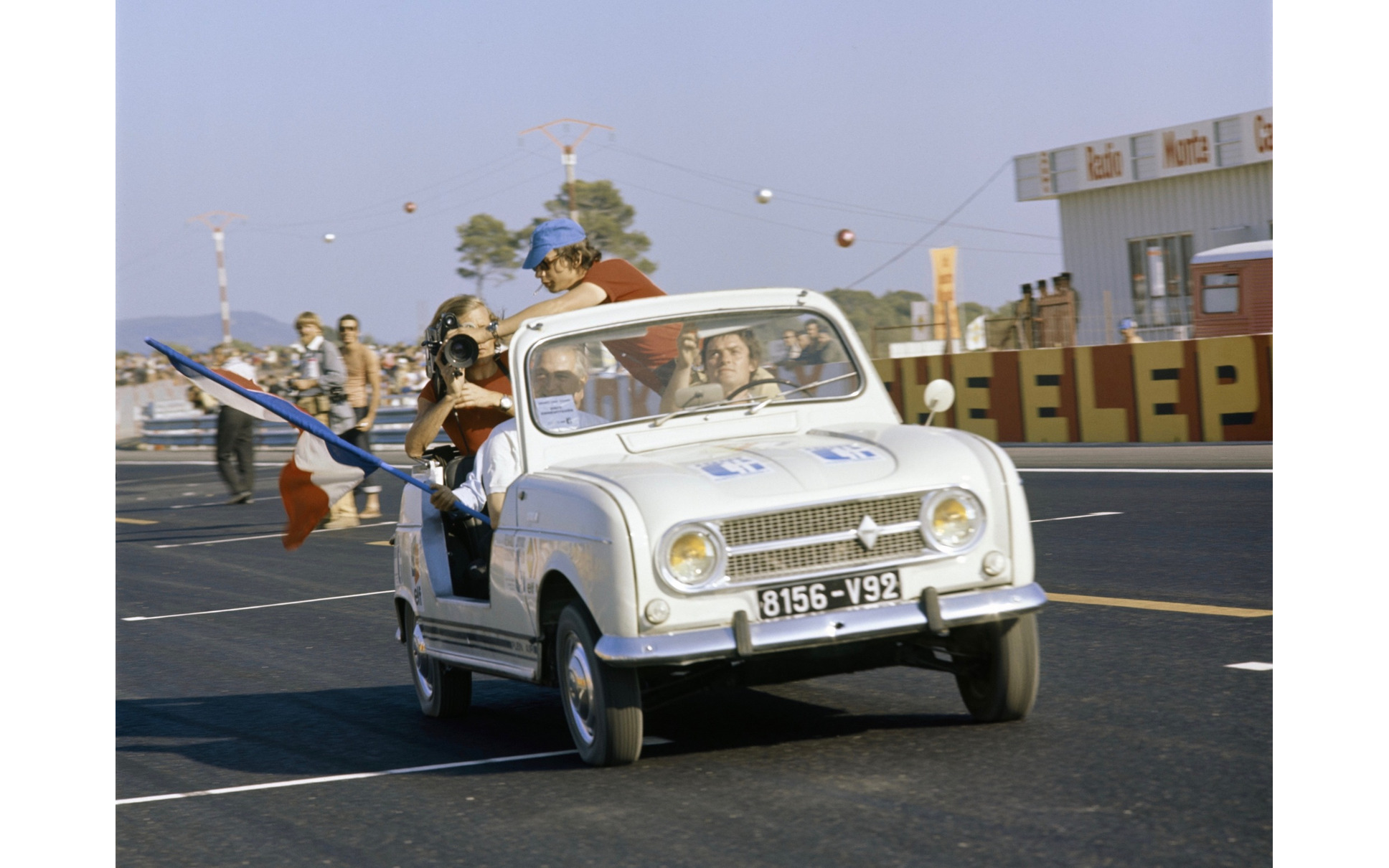 ルノー 4 Evでよみがえる可能性も パリモーターショー22で発表へ 1枚目の写真 画像 レスポンス Response Jp ルノー 4 Evでよみがえる可能性も パリモーターショー22で発表へ 1枚目の写真 画像 レスポンス Response Jp