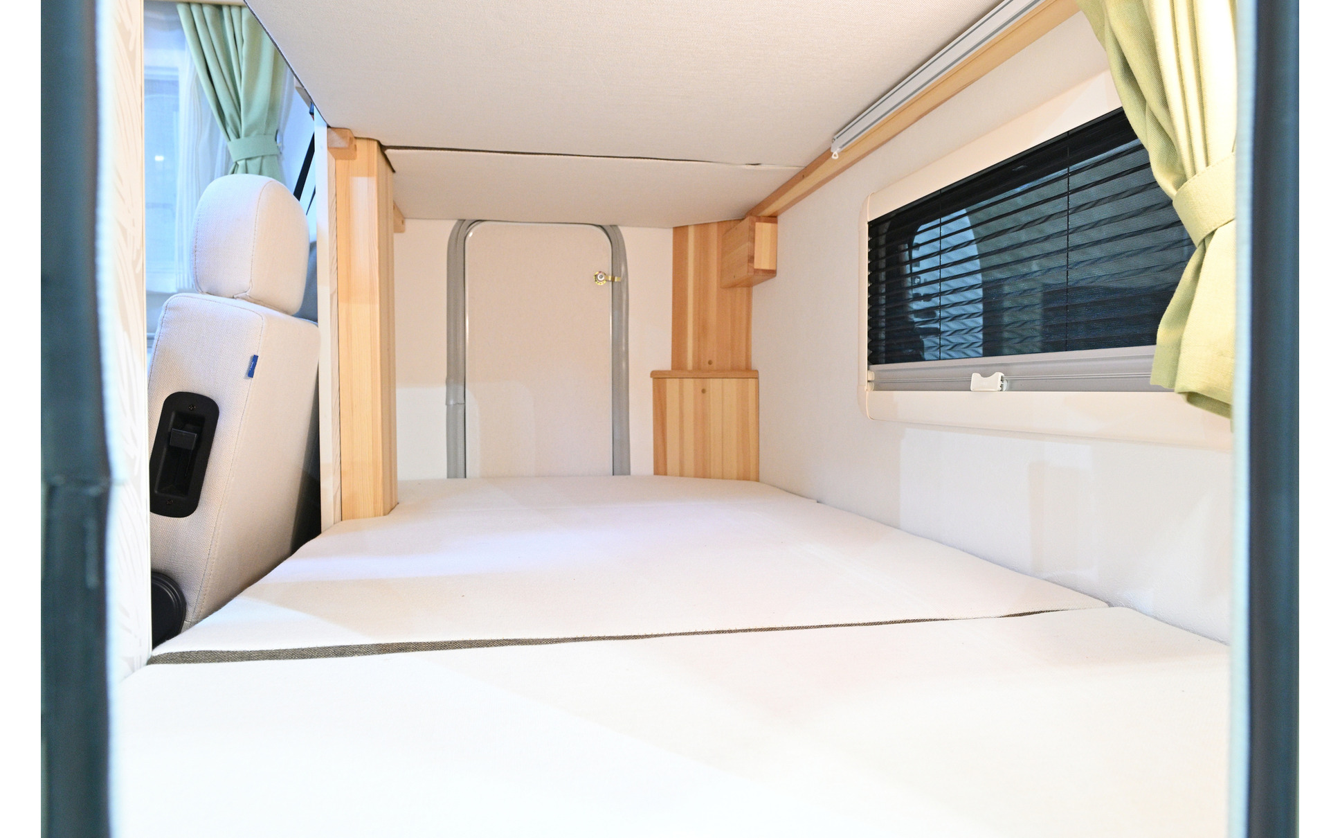 AtoZ「アンソニー ライト」の二段ベッド