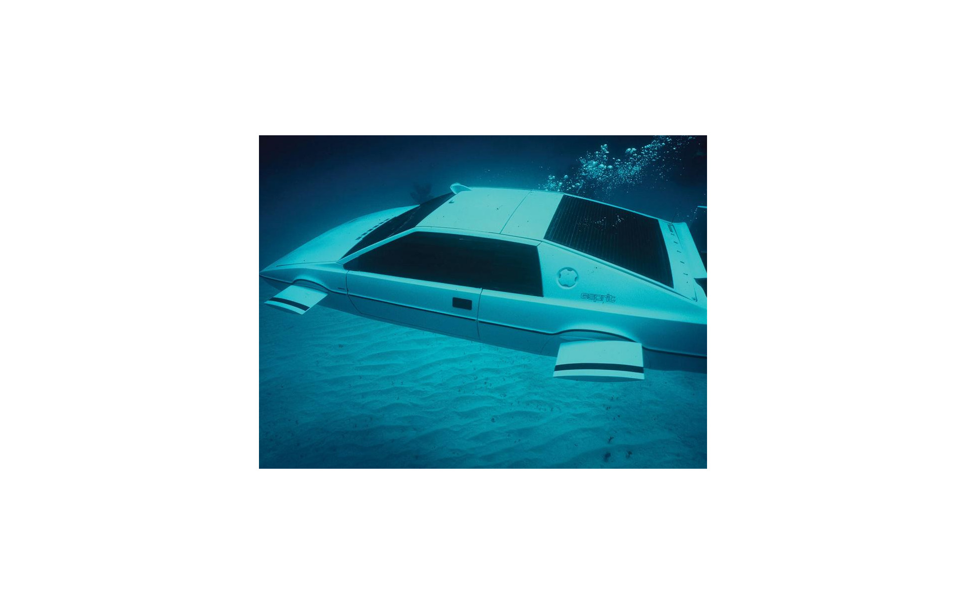 映画 007 のボンドカー ロータス エスプリ 潜水艇仕様がオークションに 2枚目の写真 画像 レスポンス Response Jp