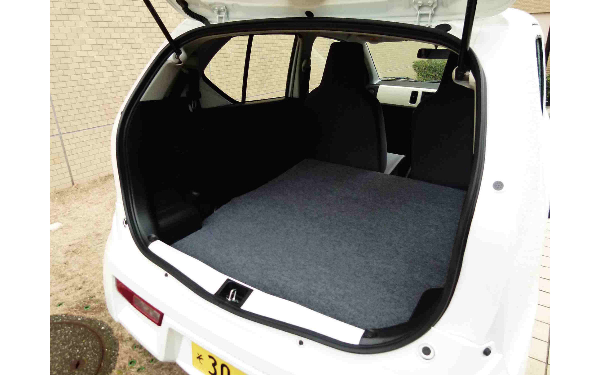 スズキ アルトバン 試乗 商用車でもスポーツカームード 島崎七生人 5枚目の写真 画像 レスポンス Response Jp スズキ アルトバン 試乗 商用車でもスポーツカームード 島崎七生人 5枚目の写真 画像 レスポンス Response Jp