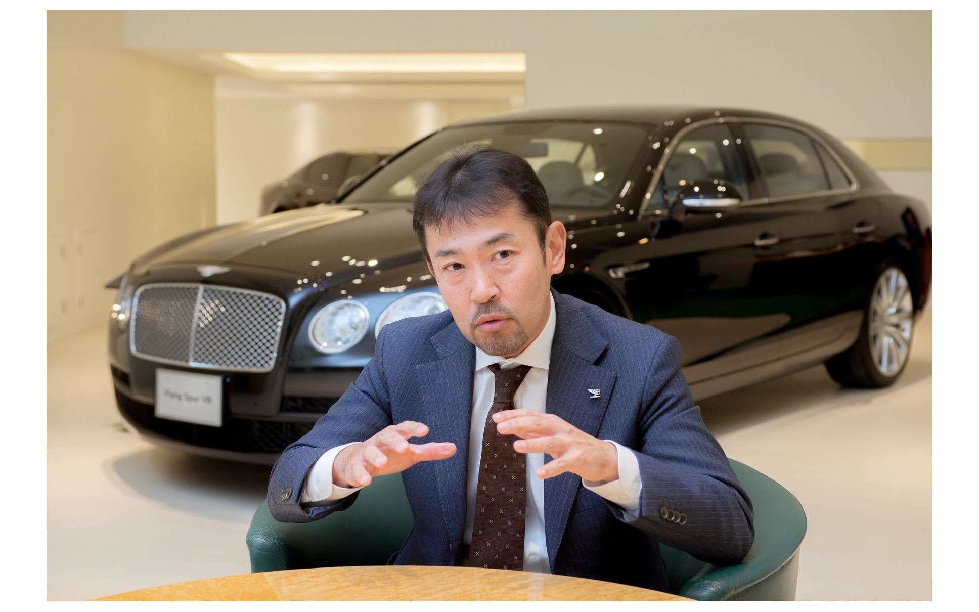 敷居は意外と高くない 超高級車ベントレーの販売現場を訪ねた 低金利ローンのねらいとは 12枚目の写真 画像 レスポンス Response Jp 敷居は意外と高くない 超高級車ベントレーの販売現場を訪ねた 低金利ローンのねらいとは 12枚目の写真 画像 レスポンス Response Jp