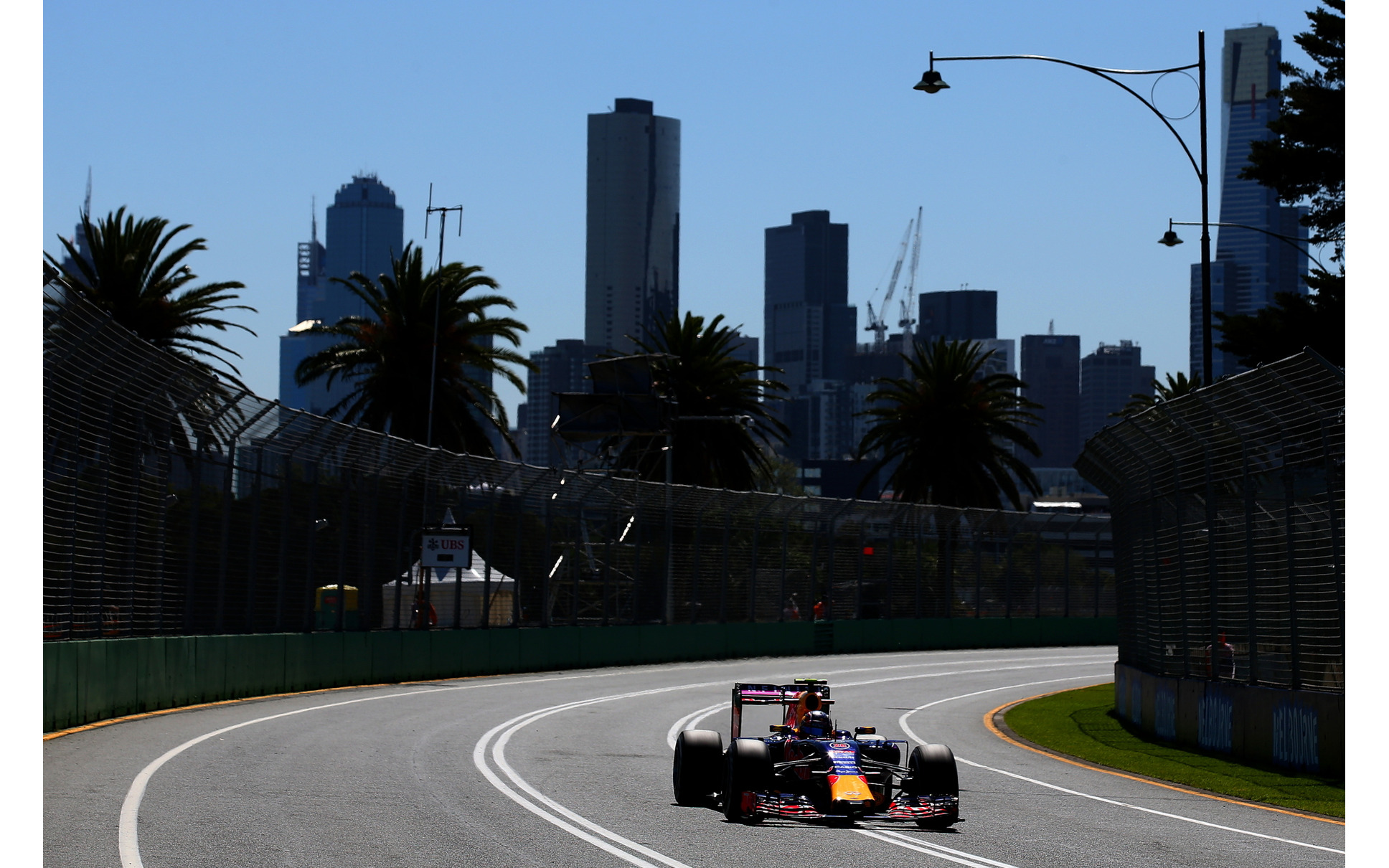 F1 オーストラリアgp 15シーズン開幕 フリー初日はメルセデス勢が圧倒 2枚目の写真 画像 レスポンス Response Jp