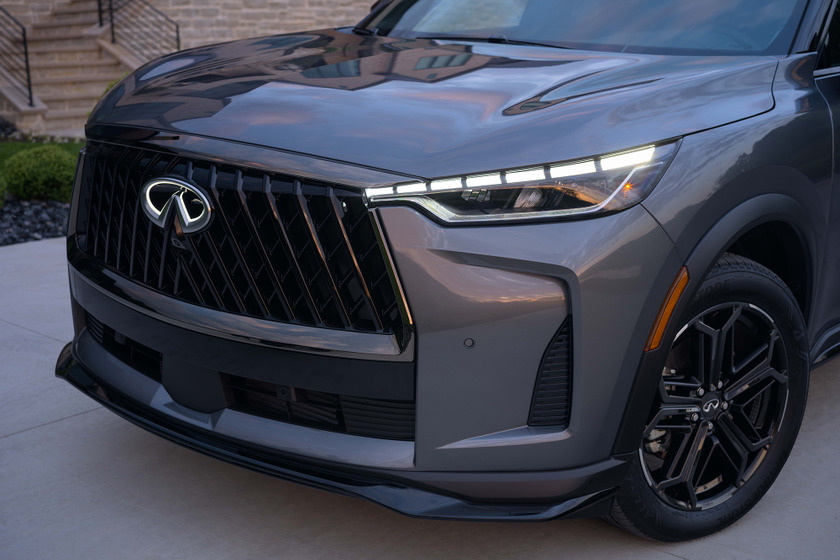 インフィニティの中型SUV『QX60』、改良新型は表情一新…初の「SPORT」も設定 画像
