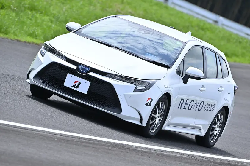 走りも快適性も妥協しない！ レグノGR-X IIIとエコピアNH200の真価 画像