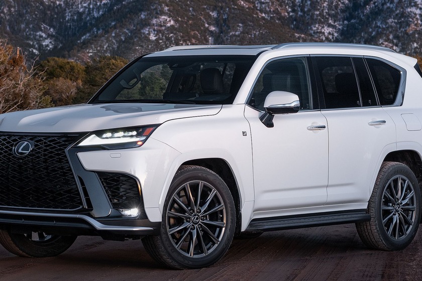 レクサス『LX』、日本にない「F SPORT Handling」設定…米2026年モデル 画像