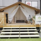 SDGsに配慮した木材で作るグランピングトレーラー：トレーラーハウスデベロップメント…東京トレーラーハウスショー