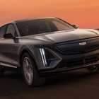 「攻殻機動隊に出てきそう」キャデラックの“右ハンドル”新型EV『リリック』がSNSで話題に