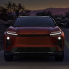「日本でも売るんですかね…？」トヨタの新型『C-HR BEV』北米投入へ、SNSでは「めっちゃ魅力的」の声