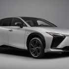 レクサス『RZ』がパワーアップ、米2025年モデルに最強の「550e F SPORT」も