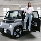 軽自動車よりも小さい！ 15歳から運転できるオペル、約132万円から販売