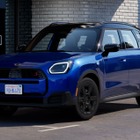 MINI『カントリーマン』米2026年モデル、新ホイールとデジタルキープラス導入