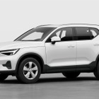 ボルボ『XC40』、新エントリーモデルに509万円の「Essential B3」追加