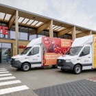 メルセデスベンツの電動商用車『eスプリンター』、独食品小売大手REWEに64台納車