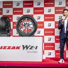 佐藤琢磨が絶賛！ 新型ブリザックWZ-1の雪道・ドライ・ウエットのハイパフォーマンス