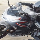 カワサキ『Ninja 400』2026年モデル発表、新色2色で11月発売、価格は81万4000円