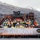 日立建機の超大型油圧ショベル、キルギス金鉱山で10万時間稼働達成