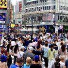 1～9月の訪日客、最速3000万人超、円安追い風で消費額も過去最高7兆円迫る［新聞ウォッチ］