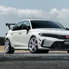 バフ×ブラッシュドの新世界！ RAYS VOLK RACING『TE37 SAGA S-plus A.S.T.』の美しすぎるフィニッシュに注目