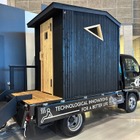 BYDの日本向け新型EVトラック、荷台に移動式サウナ搭載…ジャパンモビリティショー2025でデビューへ
