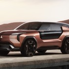 三菱自動車、4モーターの次世代電動SUV『エレバンス』提案…ジャパンモビリティショー2025