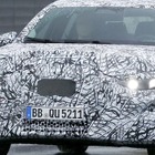 EQEは忘れてください…新生メルセデスベンツ『EクラスEQ』は伝統的セダンに回帰