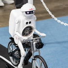 村田製作所「ムラタセイサク君」はロボットなのにどうして自転車で転ばないのか？…ジャパンモビリティショー2025