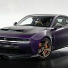 550馬力のマッスルカー『チャージャー』新型を純正用品でカスタム、カーボンパーツで攻撃的に…SEMA 2025