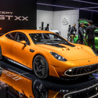 5分で400km分を充電！ メルセデス、未来の4ドアスポーツカー『AMG GT XX』日本初公開…ジャパンモビリティショー2025