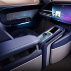 フォルビア、「オンデマンドセンターコンソール」発表…工具なしでカスタマイズ可能