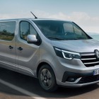 ルノーのミニバン『トラフィック』、キャンピングカー「エスカペイド」登場…7名乗りでキッチン付き