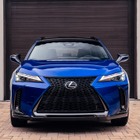 レクサス『UX 300h』、米2026年モデルは「F SPORT」拡充…「デザイン」と「ハンドリング」の2仕様