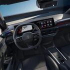 ルノー『クリオ』新型、フォルビアがインパネとセンターコンソール供給…リサイクル樹脂40%使用