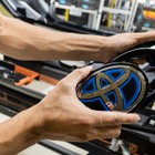 自動車8社の10月世界生産、トヨタ過去最高、ホンダ・スバルは大幅減［新聞ウォッチ］