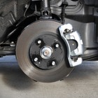 ブレーキ鳴き・効き不足は“皮膜不足”が原因？ ブレーキパッドの正しい使い方をプロ目線で解説～カスタムHOW TO～