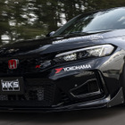 HKSはコンプリートカー3台を出展！ 最新車両から旧車までHKS流カスタマイズを提案…東京オートサロン2026