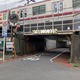 制限高さ1.85mの低いガード、元は道路ではなかった？…南千住～北千住 画像