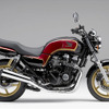 ホンダ CB750 に新色グラファイトブラックを追加