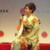 加藤ローサ 写真蔵…パッソのCMに登場