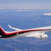 南アルプスを背景に試験飛行するMRJ