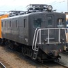 蒸気機関車で知られる大井川鐵道だが、「長距離鈍行」は電気機関車のE10形がけん引する。