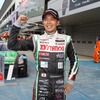 GT500クラス優勝のKONDO RACING 佐々木大樹選手（2015年）