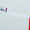 念願の初優勝が母国での大会となった室屋義秀選手。ウイングレットの使用許可はまだ下りないが、代わりに装着したレイクド・ウイングチップは効果を発揮したようだ。