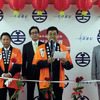 東武鉄道・台湾鐵路 友好鉄道協定締結を記念した200系台鉄自強号普悠瑪（ぷゆま）カラーの出発式。東武鉄道取締役 都筑豊氏や、浅草駅長 下総功治氏、台湾鉄路管理局総工程司 徐仁財氏、台湾観光協会東京事務所 江明清氏などが登壇した（6月17日、浅草駅）