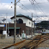 850系3連が止まる葛生駅