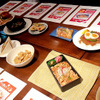 「東京ウマ辛飯リレー」試食会のようす（東京駅、7月20日）